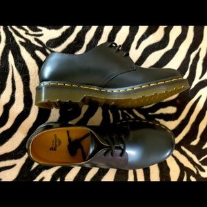 Dr Martens NEVER WORN 1461 Black Leather Oxford